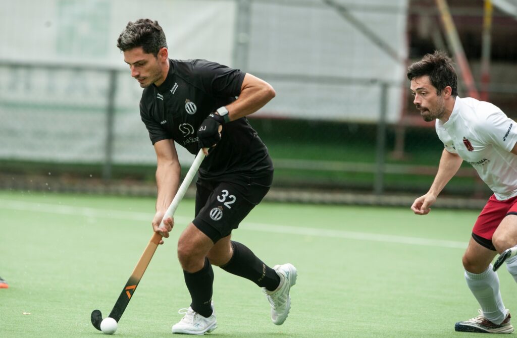 Player testimonial highlighting A-LIFE Ibiza Drop hockey stick as a unique combination of art and performance.